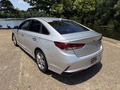 Used 2019 Hyundai Sonata FWD image 5
