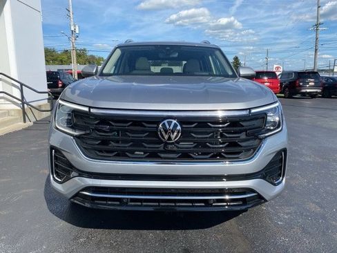 New 2026 Volkswagen Atlas SEL Premium R-Line image 8