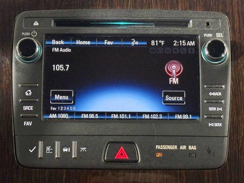 Used 2016 Chevrolet Traverse LT w/ Style and Technology Package FWD image 37