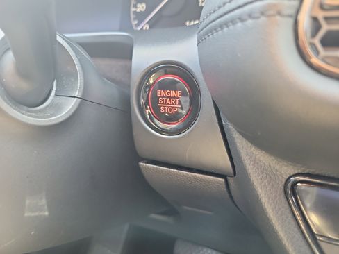 Used 2024 Honda HR-V LX image 30