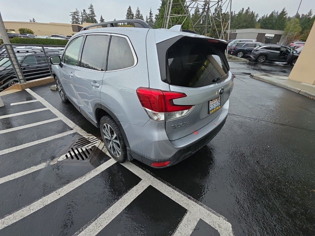 Used 2019 Subaru Forester Limited AWD/4WD image 4