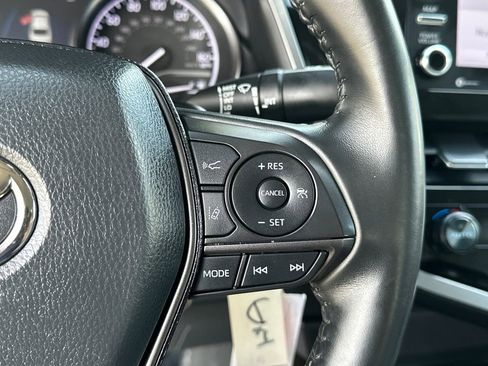 Used 2023 Toyota Camry SE image 21