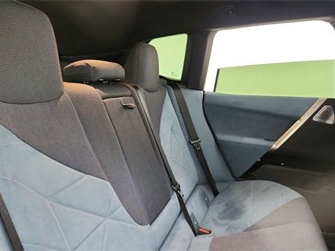 Used 2025 BMW iX xDrive50 image 26