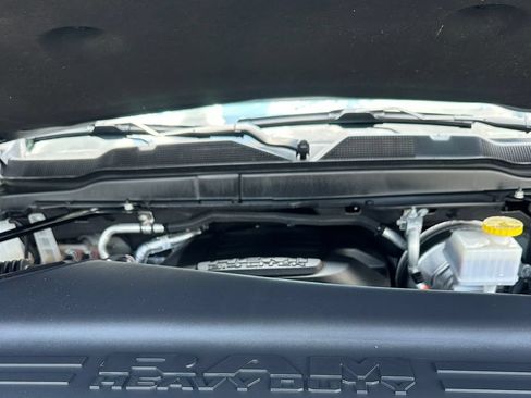 Used 2025 RAM 2500 Big Horn AWD/4WD image 7