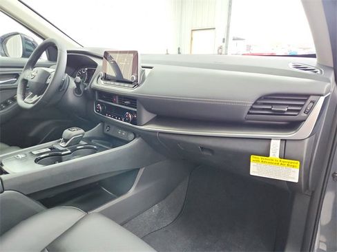 New 2026 Nissan Rogue SV image 41