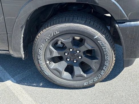 New 2026 RAM 1500 Big Horn AWD/4WD image 10