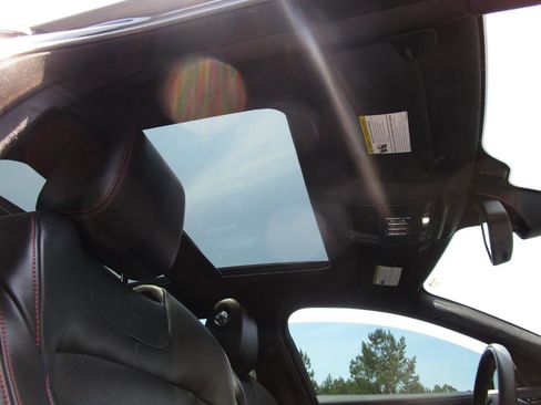 Used 2016 Jaguar XJ R RWD image 35
