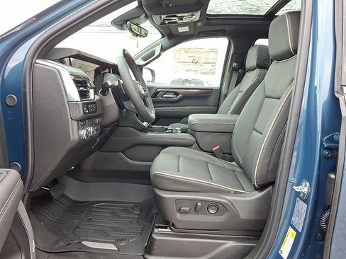 New 2026 GMC Yukon XL Elevation w/ Elevation Premium Package image 14