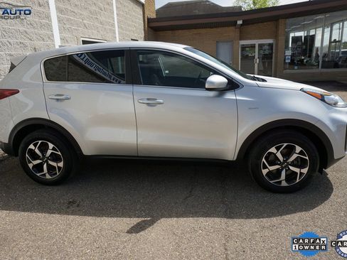 Used 2021 Kia Sportage LX image 6