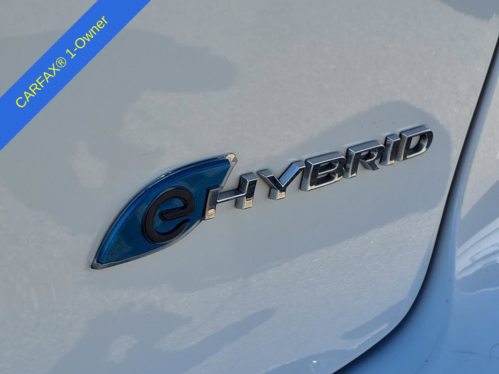 Used 2024 Chrysler Pacifica Limited FWD image 10