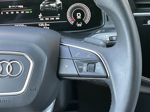 Used 2023 Audi Q8 Prestige image 39