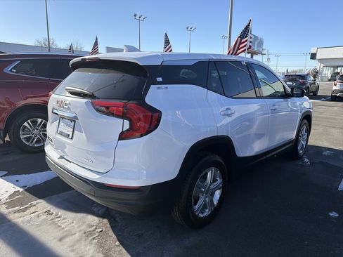 Used 2020 GMC Terrain SLE image 4