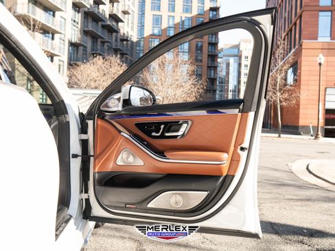 Used 2021 Mercedes-Benz S 580 580 4MATIC image 42