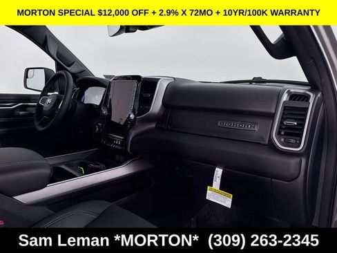 New 2026 RAM 1500 4x4 Crew Cab image 27
