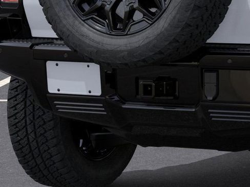 New 2025 GMC Hummer EV 2X AWD/4WD image 14