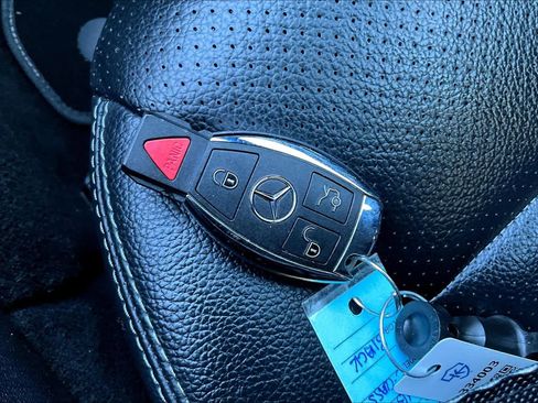 Used 2018 Mercedes-Benz C 300 Sedan image 13