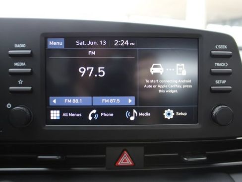 New 2026 Hyundai Elantra Sport FWD image 17
