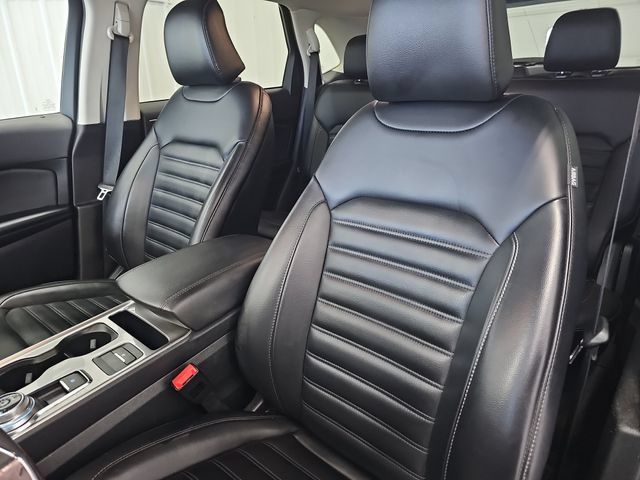 Used 2024 Ford Edge SEL w/ Convenience Package AWD/4WD image 38