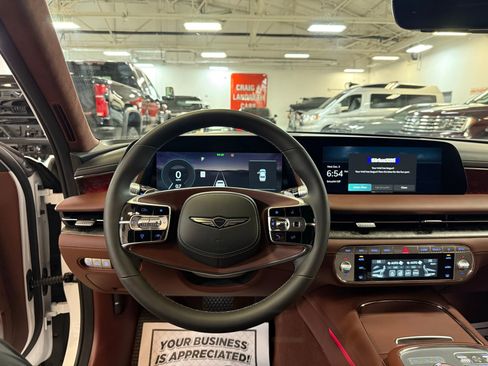 Used 2025 Genesis G90 3.5T image 42
