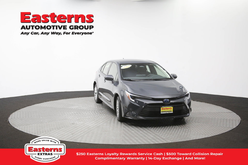 Used 2023 Toyota Corolla LE FWD image 50