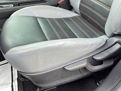 Used 2021 Nissan Kicks SR w/ SR Premium Package FWD image 23