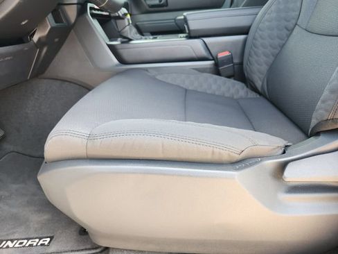 New 2025 Toyota Tundra Limited w/ Power Package AWD/4WD image 21