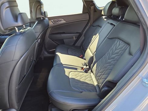 Certified 2023 Kia Sportage X-Line w/ X-Line Premium Package image 21