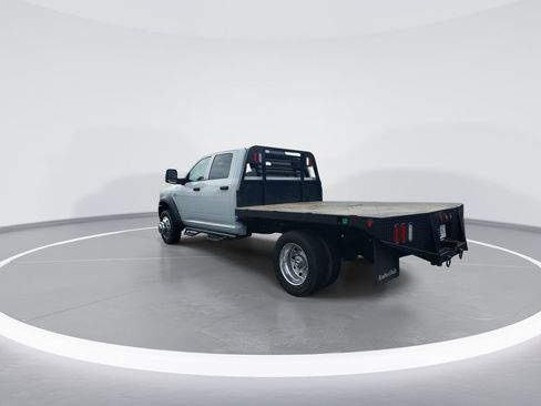 Used 2024 RAM 4500 Tradesman w/ Chrome Appearance Group AWD/4WD image 6