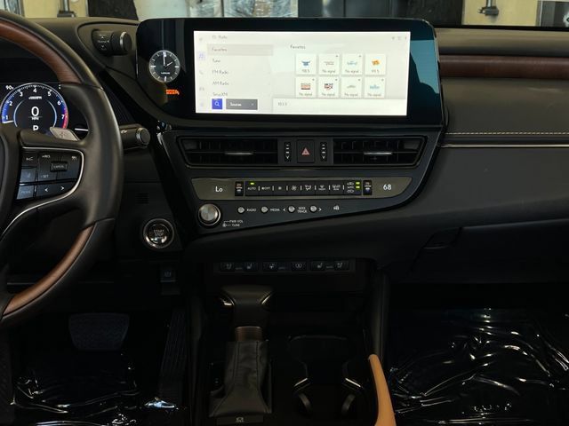 Used 2023 Lexus ES 350 w/ Accessory Package (Z1) FWD image 38