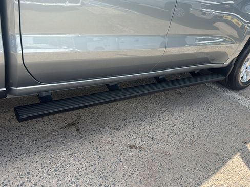 Used 2024 Chevrolet Silverado 1500 LT image 30