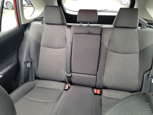 Used 2020 Toyota RAV4 XLE w/ Convenience Package image 12