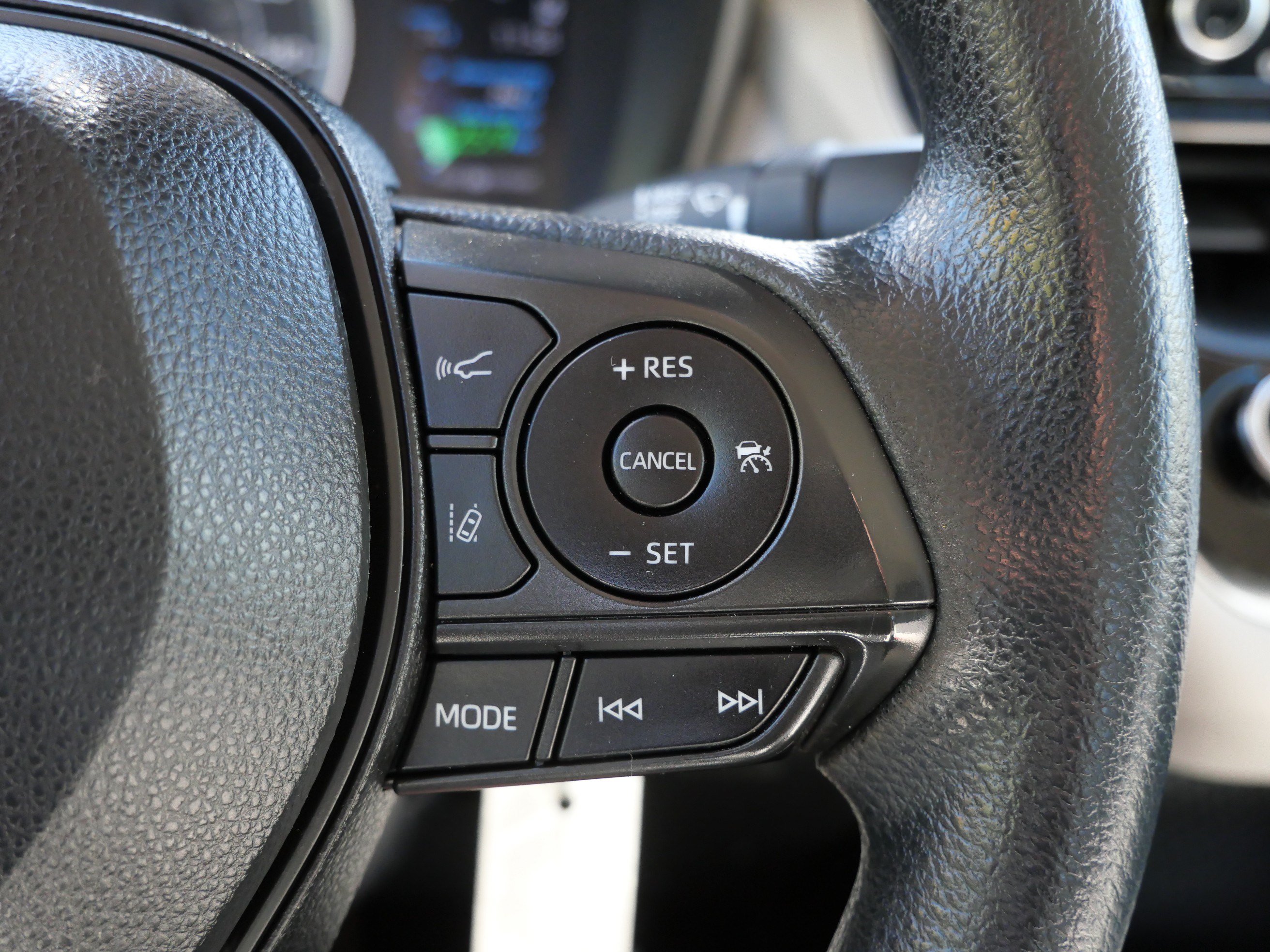 Used 2021 Toyota Corolla LE FWD image 29