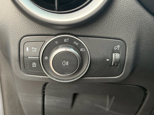 Used 2023 Alfa Romeo Stelvio Ti AWD/4WD image 34