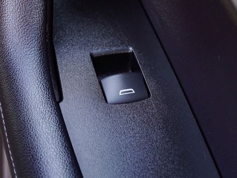 Used 2019 Chevrolet Blazer LT AWD/4WD image 27