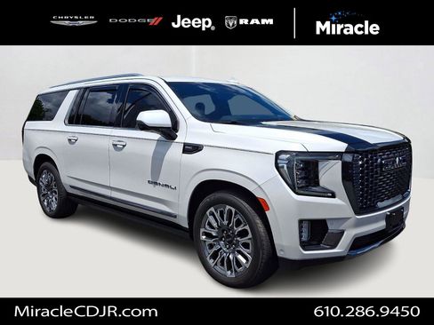 Used 2024 GMC Yukon XL Denali Ultimate AWD/4WD image 1