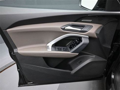 Certified 2025 Audi Q5 Premium Plus w/ Premium Plus image 11