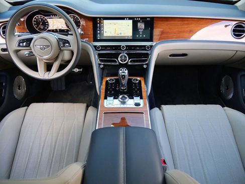 Used 2021 Bentley Flying Spur W12 AWD/4WD image 4