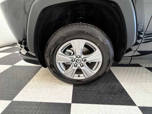 Used 2025 Toyota RAV4 XLE FWD image 9