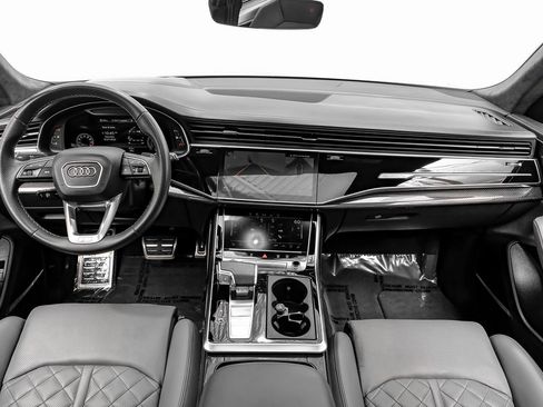 Used 2021 Audi SQ8 Prestige image 12