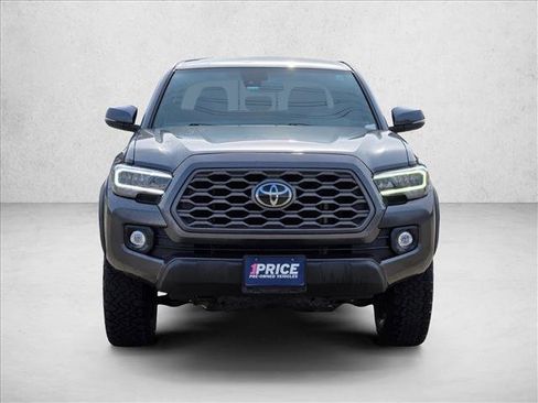 Used 2022 Toyota Tacoma TRD Off-Road AWD/4WD image 2