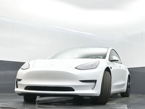 Used 2022 Tesla Model 3 Long Range image 27