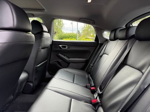 New 2025 Acura Integra image 14