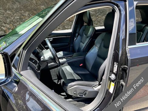 Used 2017 Volvo XC90 T6 Momentum w/ Vision Package AWD/4WD image 23