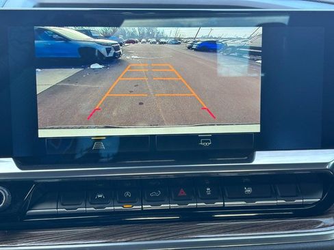 Used 2023 Chevrolet Silverado 1500 RST image 20