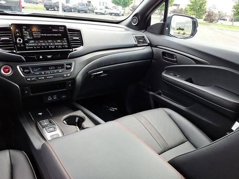 Certified 2024 Honda Ridgeline TrailSport image 25