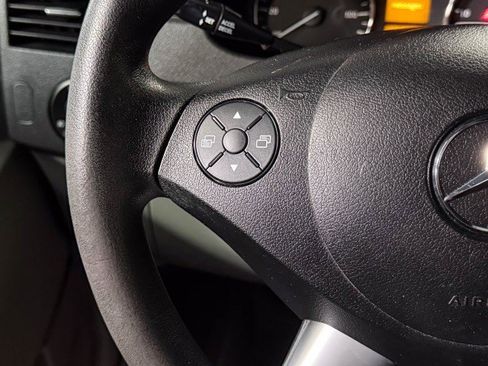 Used 2016 Mercedes-Benz Sprinter 2500 image 20