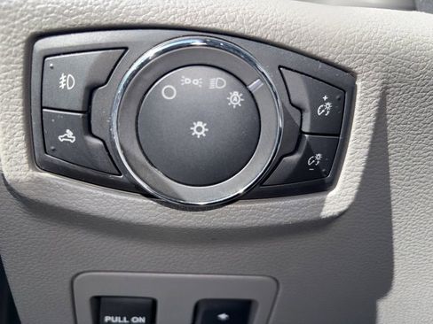 Used 2017 Ford F150 XLT w/ Equipment Group 302A Luxury image 14