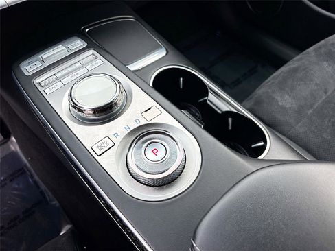 Used 2022 Genesis GV70 3.5T Sport w/ Sport Prestige Package image 18