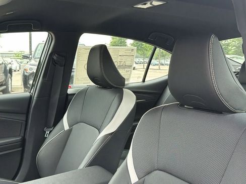 New 2026 Toyota Camry SE FWD image 18