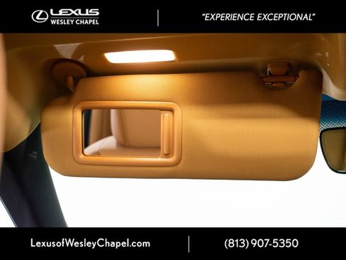 Used 2024 Lexus ES 350 350 w/ Premium Package image 34